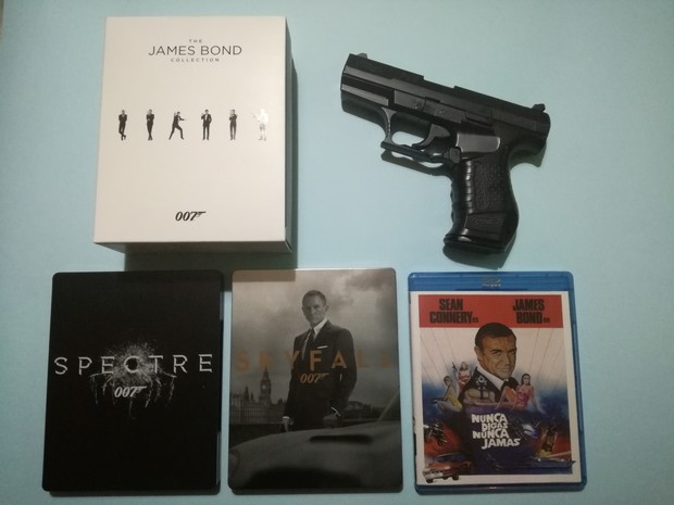 Colección 007.