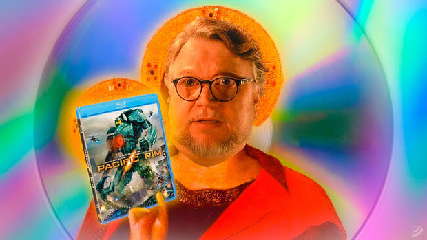 Guillermo Del Toro en defensa del FORMATO FÍSICO!!