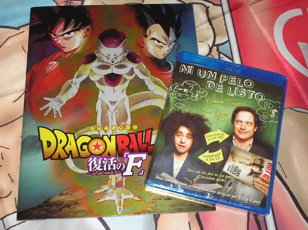 Regalos; Película de Selecta y Book japones para el streno de la peli Dragon Ball.
