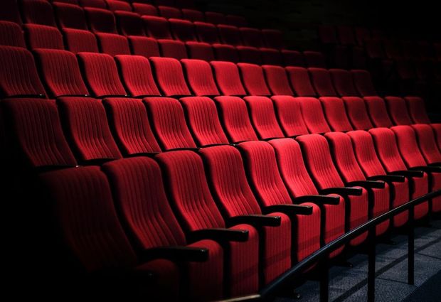 A que cine suelen ir? y que precio pagan por las entradas.