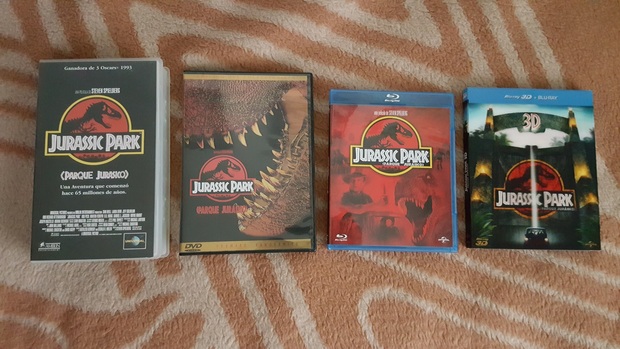 Jurassic Park: La Evolución se abre Camino (VHS, DVD, BLU RAY, BLU RAY 3D...)