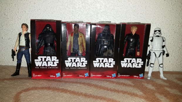 Kylo Ren, Finn, Darth Vader y Luke Skywalker: Figuras Hasbro a 3 euros unidad en Carrefour. Mi Compra 20-04-2017
