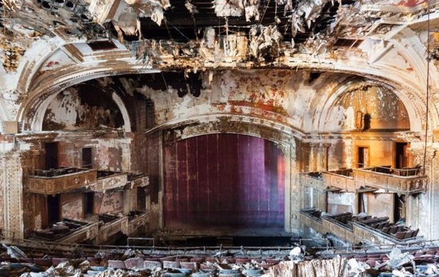 Salas de cine que ahora son sólo ruinas
