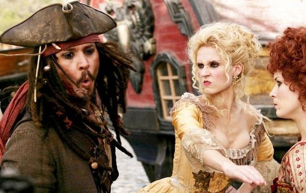 Disney deja de subastar mujeres en su atracción de Piratas del Caribe