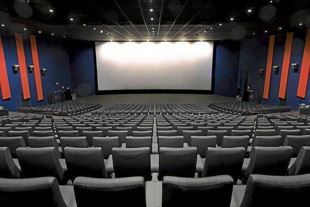 Los cines cotizan en mínimos en Bolsa