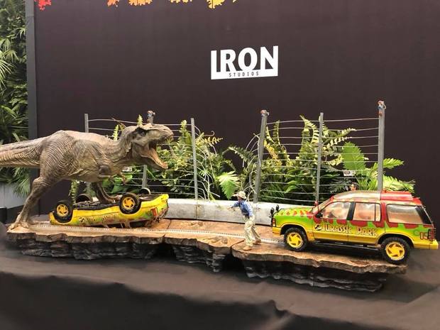 Diorama T-Rex Attack (Jurassic Park) - Iron Studios