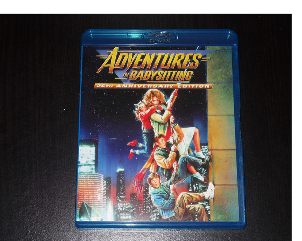 Adventures in Babysitting: 25th Anniversary Edition [USA] - Portada-