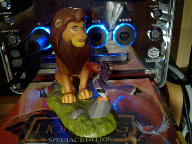 Figurita Simba y Zazú cumpliendo ordenes (El Rey León) (A petición de javibimba)