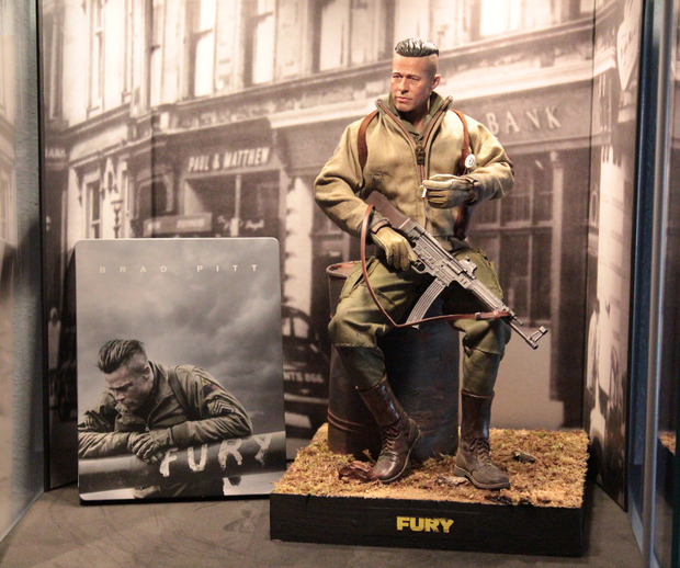 Nueva figura: Brad Pitt / Fury (1/4)