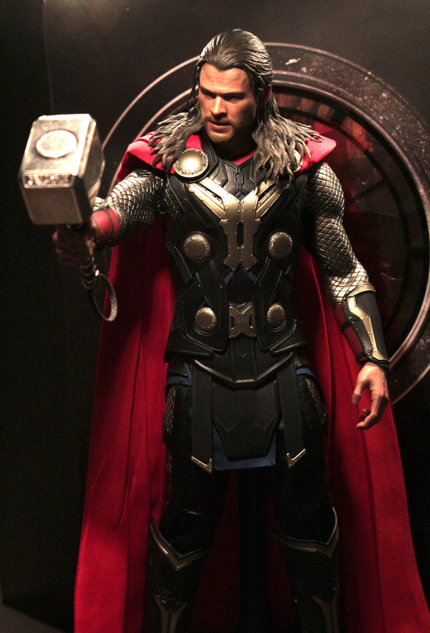 Nuevas figuras: Thor & Loki (3/5)