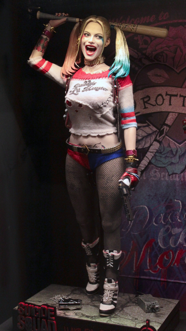 Nueva figura. Hot Toys: Harley Queen (1/3)