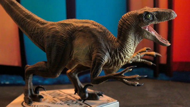 Figura Jurassic Park: Velociraptor (2/2)