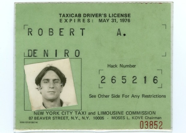 LICENCIA DE TAXI DE ROBERT DE NIRO DE 1976. ASÍ PREPARABA UN PAPEL ESTE HOMBRE.