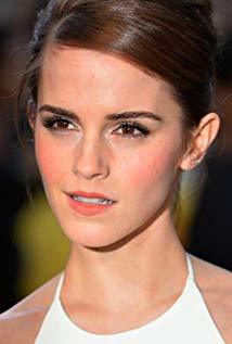 Emma Watson reemplaza a Emma Stone en el remake de Mujercitas