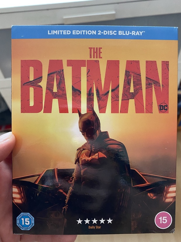 The Batman edición UK con disco de extras en castellano