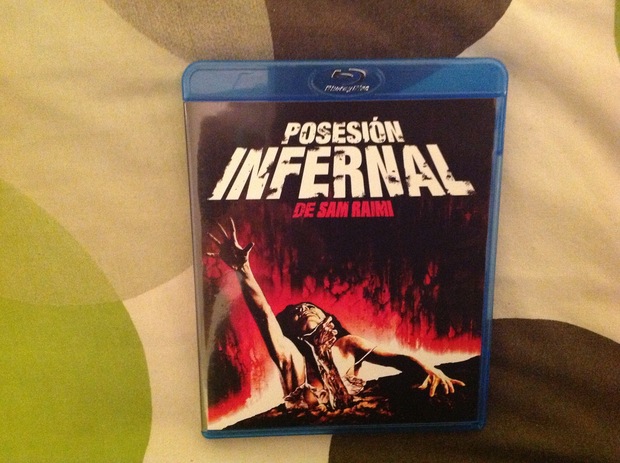 Posesión Infernal Blu-Ray 1