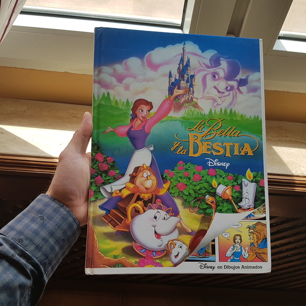 Libro cómic de La Bella y la Bestia de Walt Disney del año 1993
