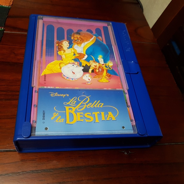 Estuche de La Bella y la Bestia de Walt Disney de los años 90