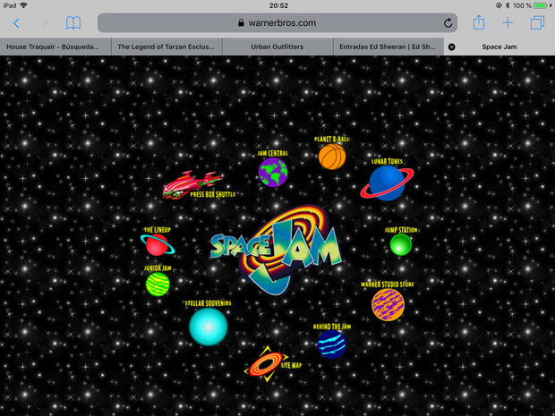 Space jam mantiene el diseño de su web desde el primer día 