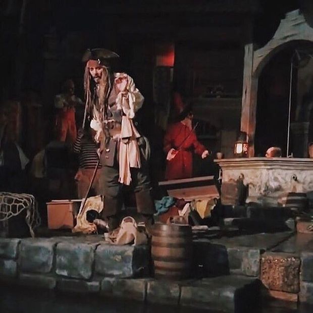 Johnny Sparrow Depp en la atracción de Piratas del Caribe en DisneyLand