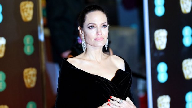 Según THR, Angelina Jolie está en conversaciones para protagonizar LOS ETERNOS de Marvel