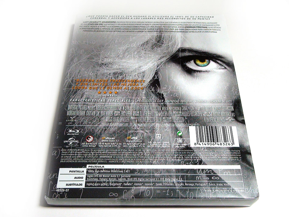 Fotografías del Steelbook exclusivo de Lucy 5