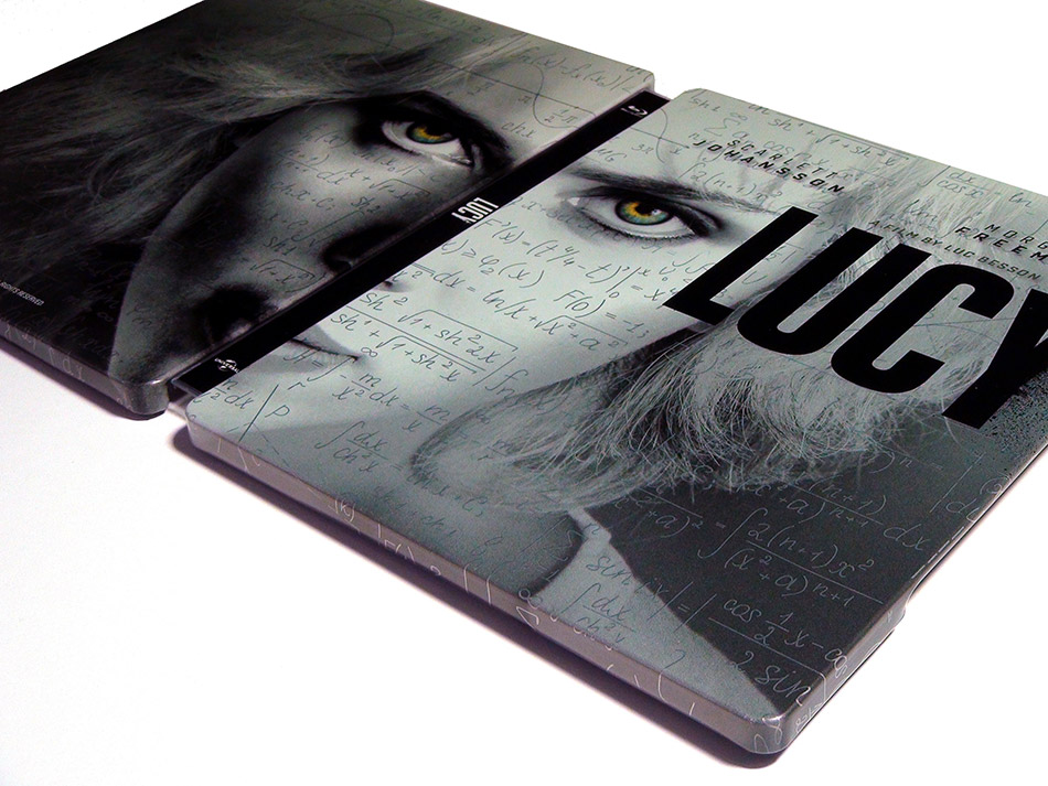 Fotografías del Steelbook exclusivo de Lucy 10