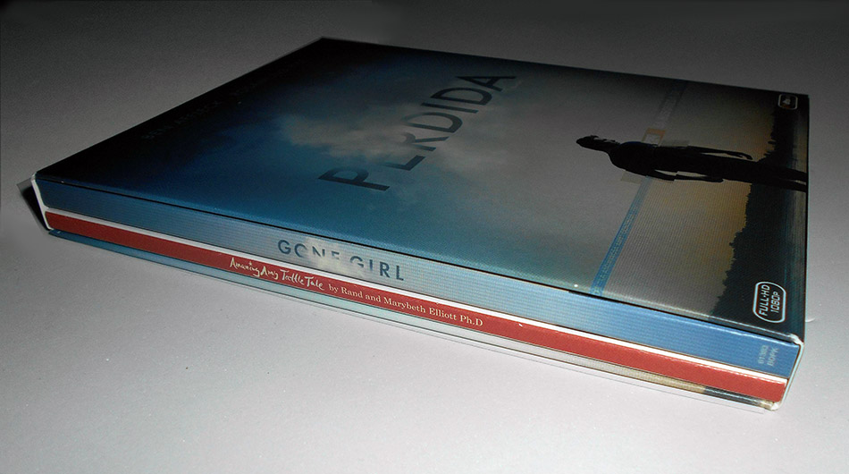  Fotografías del Digipak exclusivo de Perdida con libro en Blu-ray 3