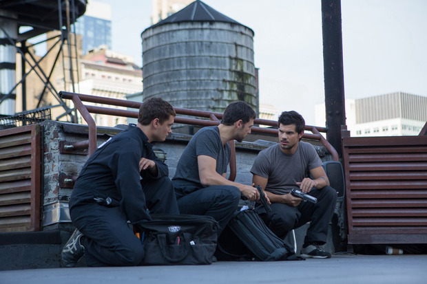 Tráiler y póster de Tracers con Taylor Lautner