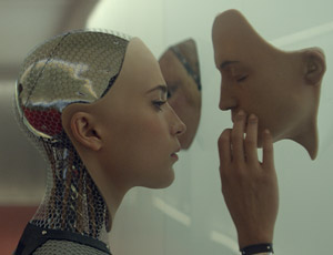 Todos los detalles de la película de ciencia-ficción Ex-Machina en Blu-ray