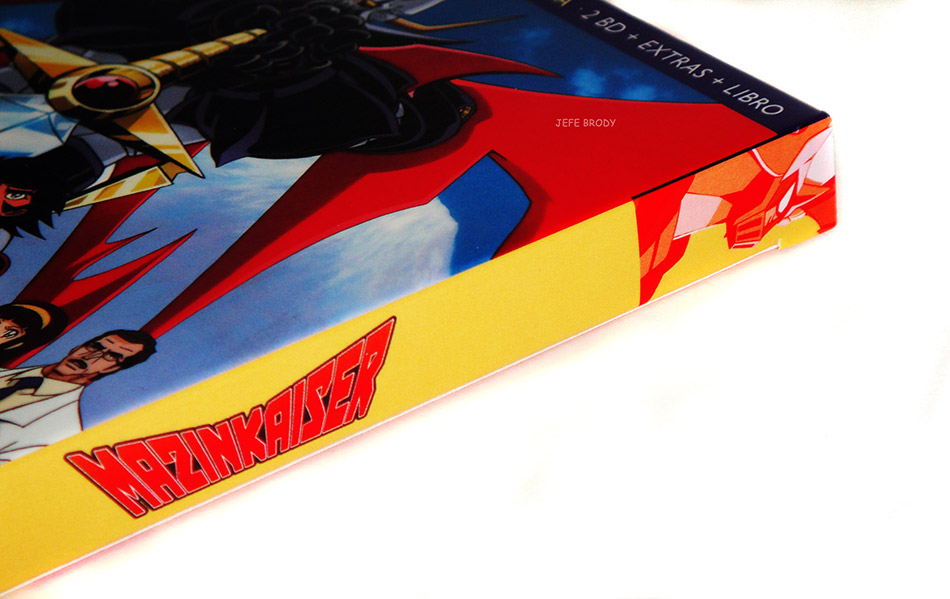 Fotografías de la edición coleccionista de Mazinkaiser en Blu-ray 5