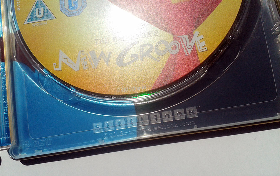 Fotografías del Steelbook El Emperador y sus Locuras (UK) 13