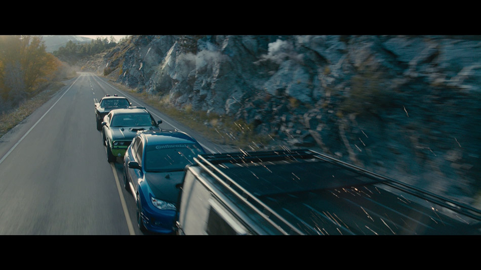 Capturas de imagen del Blu-ray de Fast & Furious 7 10