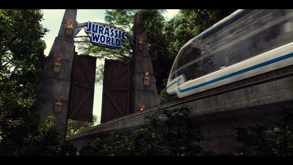 Capturas de imagen de Jurassic World en Blu-ray 2