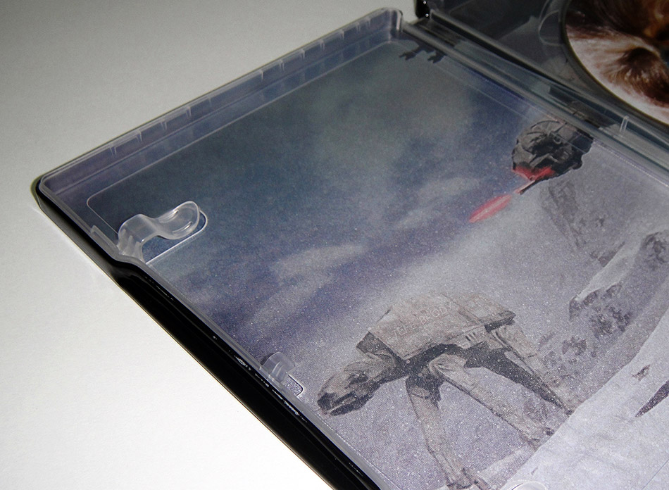 Fotografías del Steelbook de Star Wars Episodio V: El Imperio Contraataca en Blu-ray 10