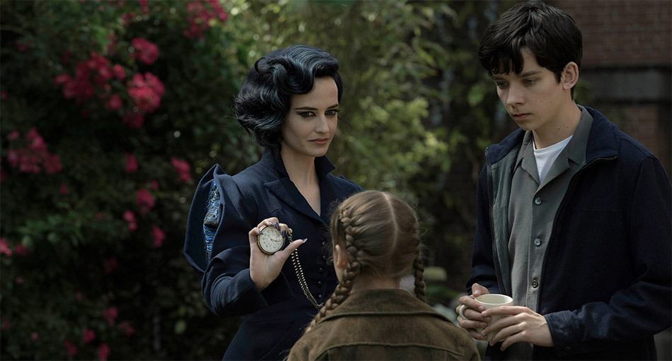 Tráiler de El Hogar de Miss Peregrine para Niños Peculiares 6