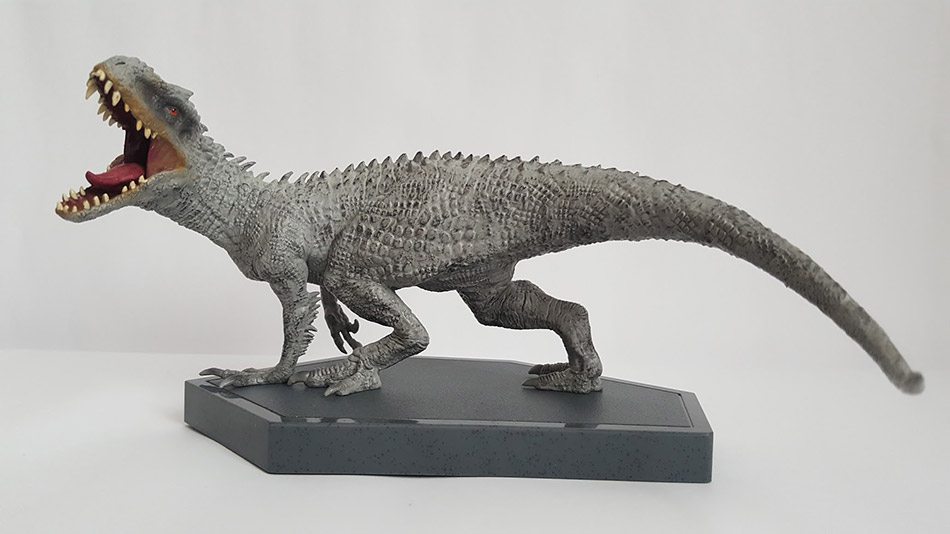 Fotografías de la edición limitada con figuras de Jurassic World en Blu-ray 18