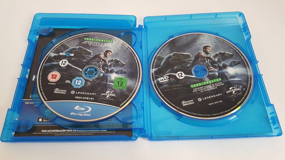 Fotografías de la edición limitada con figuras de Jurassic World en Blu-ray 11