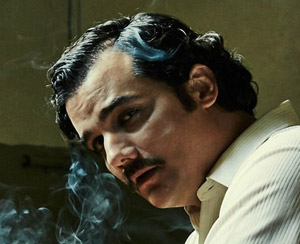 Nueva carátula y fecha de salida para Narcos en Blu-ray