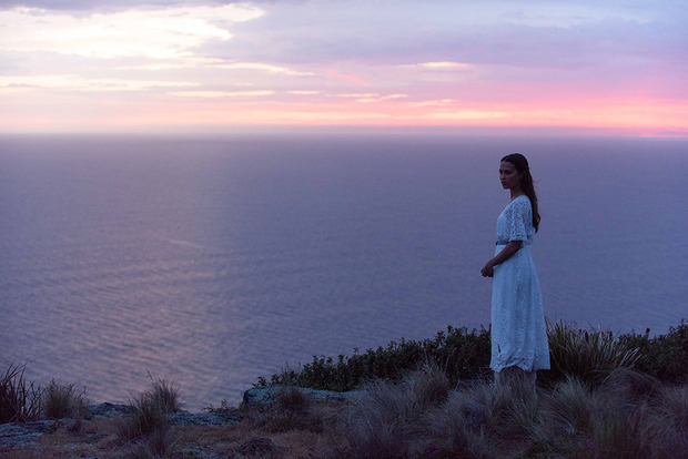 Estreno de La Luz entre los Océanos con M. Fassbender y Alicia Vikander