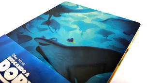 Fotografías del Steelbook de Buscando a Dory en Blu-ray 3D y 2D