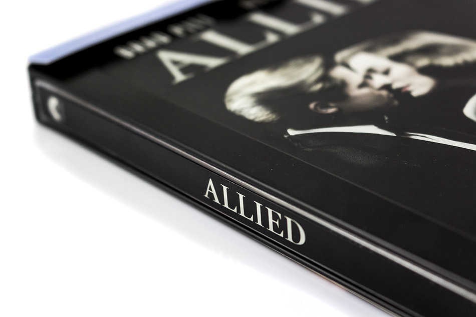 Fotografías del Steelbook de Aliados en Blu-ray 2