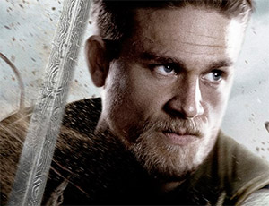 Tráiler final de Rey Arturo: La Leyenda de Excalibur