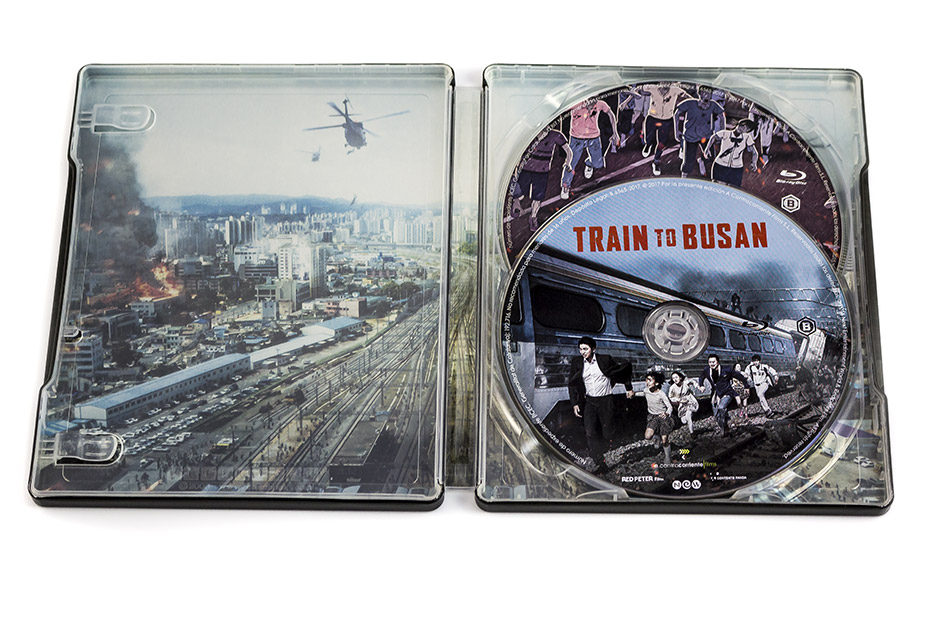 Fotografías del Steelbook de Train to Busan en Blu-ray 14