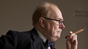 Tráiler de El Instante más Oscuro, con Gary Oldman como Winston Churchill
