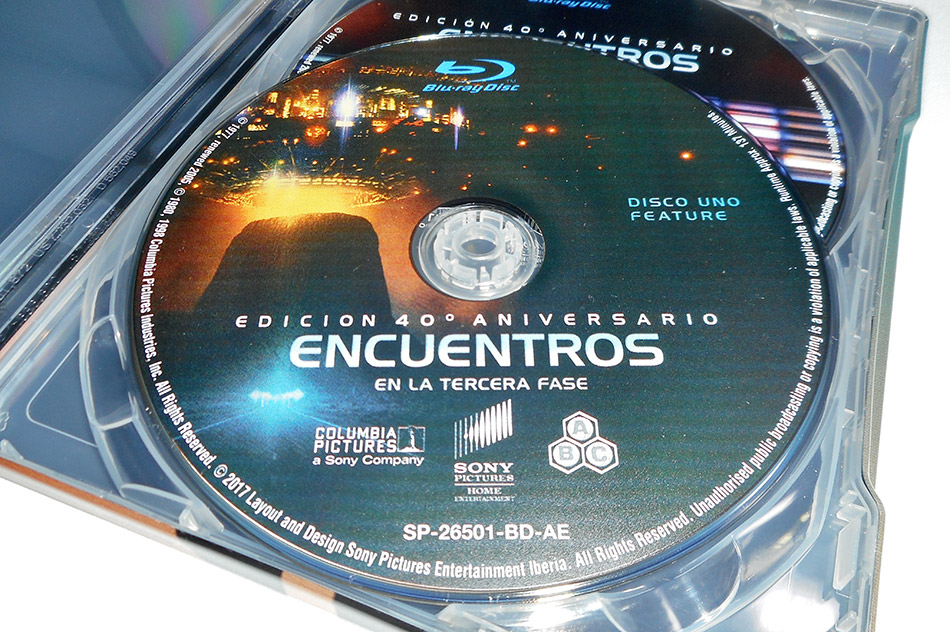 Fotografías del Steelbook de Encuentros en la Tercera Fase en Blu-ray 9