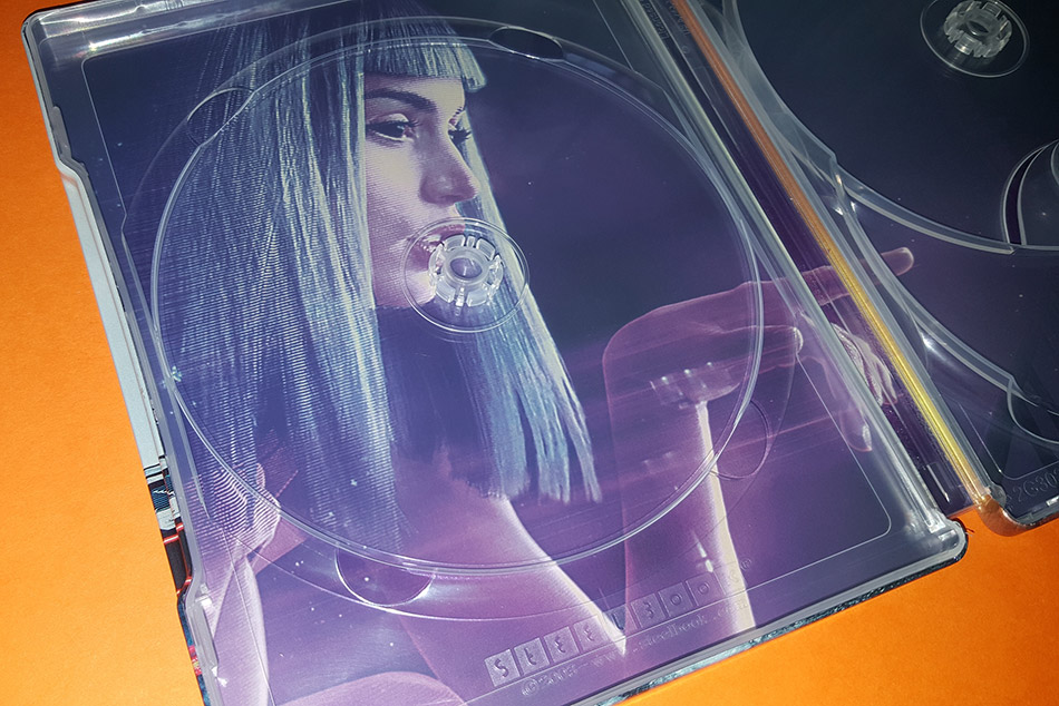 Fotografías del Steelbook de Blade Runner 2049 en Blu-ray 3D 20