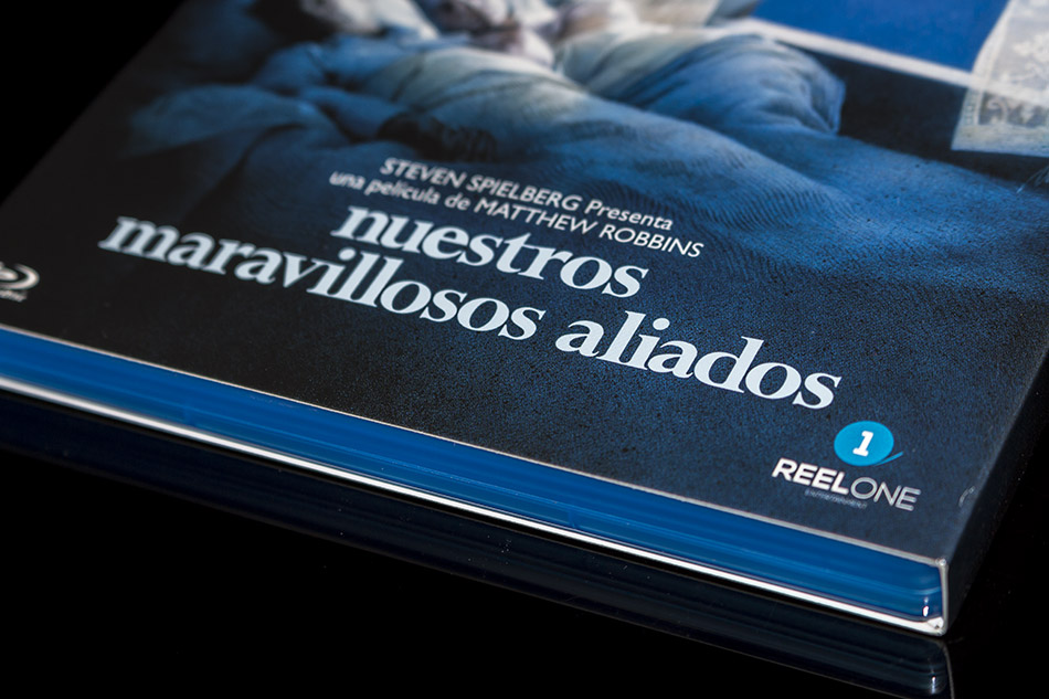 Fotografías del Blu-ray con funda y libreto de Nuestros Maravillosos Aliados 5