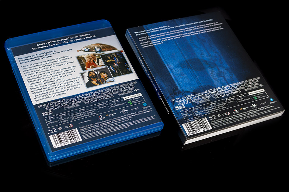 Fotografías del Blu-ray con funda y libreto de Nuestros Maravillosos Aliados 10