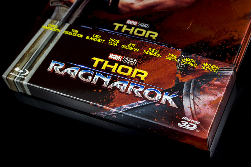 Fotografías del Steelbook de Thor: Ragnarok en Blu-ray 3D y 2D 3